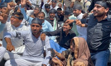 ज्ञापन देने जा रहे कांग्रेस के नेताओ को किया गिरफतार