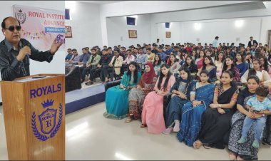 राॅयल कालेज के फार्मेसी अंतिम वर्ष विद्यार्थियों का फेयरवेल सम्पन्न