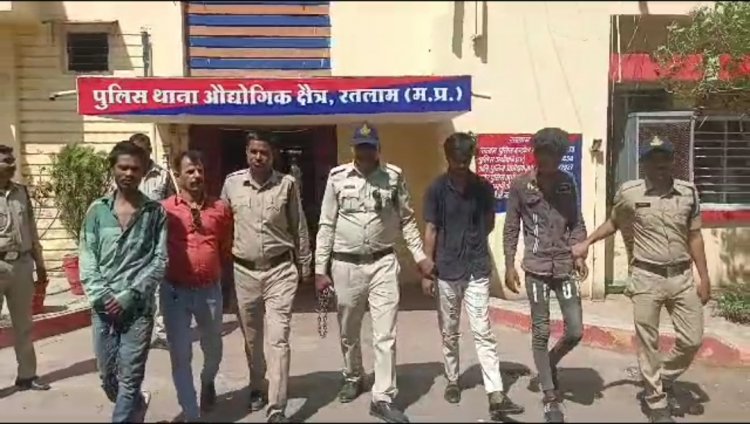 रतलाम पुलिस की वाहन चोरों पर बड़ी कार्यवाही, चोरों को पकड़ कर जप्त किए चोरी के वाहन