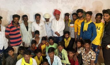 तीसरे दिन ग्रामीण प्रत्याशी डॉ. अभय ओहरी का धुआंधार जनसंपर्क, पहली बार प्रत्याशी का चौपाल बैठकों में जनता से हो रहा सरल संवाद 