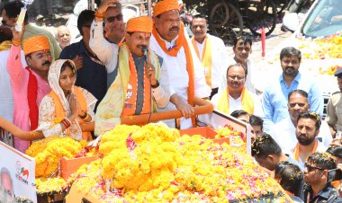 भाजपा प्रत्याशी के समर्थन में  मुख्यमंत्री डॉ. यादव ने रतलाम में किया महाजनसंपर्क