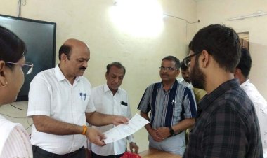 रोजगार मेले में 185 युवाओं का रोजगार के लिए प्राथमिक रूप से चयन , कलेक्टर श्री राजेश बाथम ने ऑफर लेटर वितरण किया