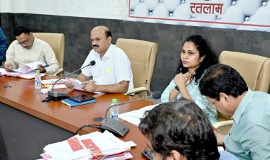 शिक्षा विभाग सतत मॉनिटरिंग करें, शासन के निर्देशों के अनुरूप स्कूलों का संचालन सुनिश्चित किया जाए समय सीमा पत्रों की समीक्षा बैठक में कलेक्टर ने दिए निर्देश