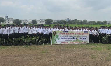 राॅयल महाविद्यालय कैम्पस में 11 जुलाई से 17 जुलाई तक वृक्षारोपण अभियान। 1100 फलदार व छायादार पेड़ों को कैम्पस में लगाया जायेगा।