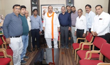 एमएसएमई मंत्री चेतन्य काश्यप से मिले लघु उद्योग भारती के पदाधिकारी