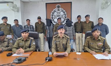 पूर्व में हुई चोरी का खुलासा : - माणक चौक थाना प्रभारी का पदभार संभालते ही एक्शन मोड में अनुराग यादव ,पकड़ लिए बड़ी चोरी के आरोपी