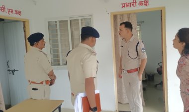 पुलिस अधीक्षक द्वारा सैलाना अनुभाग के थाना सैलाना, थाना सरवन, चौकी बेड़दा, थाना बजना, चौकी केलकच्छ का निरीक्षण कर कानून व्यवस्था का जायजा लिया