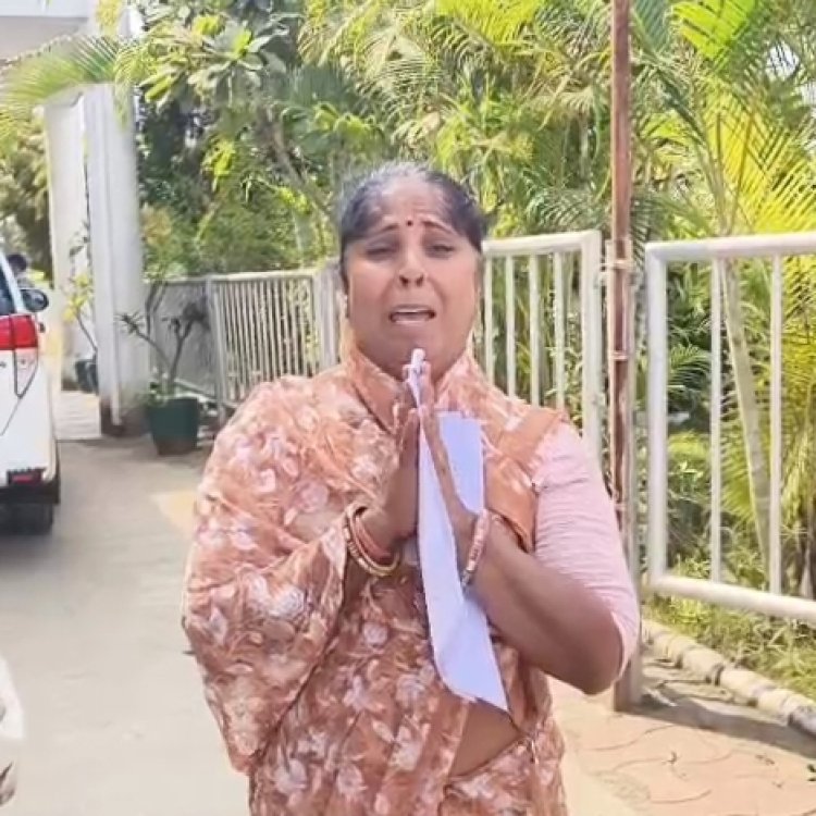 न्याय की गुहार -दिवाली के दिन दहशतगर्दी,फरियादी महिला बेटी के साथ पहुंची एसपी कार्यालय
