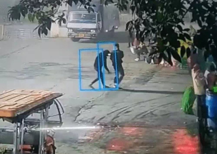 जीआरपी थाना के सामने चाकूबाज़ी ,शादी में शामिल होने आए युवक पर जानलेवा हमला, युवक हुआ गंभीर घायल