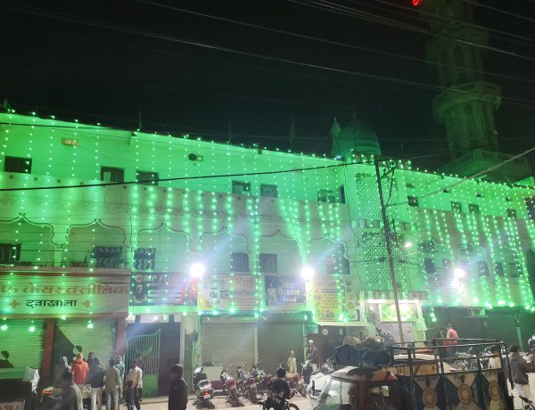 शब-ए-बारात: रहमतों और मग़फ़िरत की वो अज़ीम रात, जब खुलते हैं तौबा के दरवाज़े