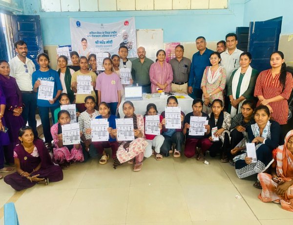 बाजना: सामुदायिक स्वास्थ्य केंद्र में HPV वैक्सीनेशन का भव्य शुभारंभ, 15 बालिकाओं को लगा सुरक्षा का टीका