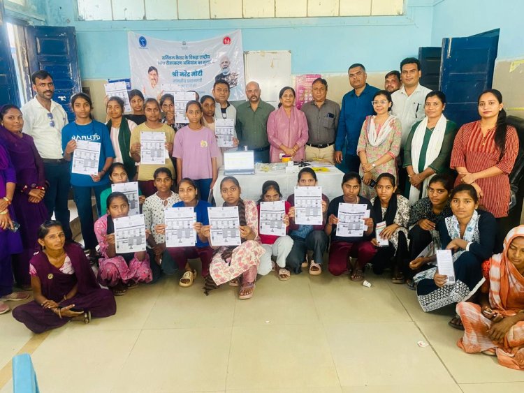 बाजना: सामुदायिक स्वास्थ्य केंद्र में HPV वैक्सीनेशन का भव्य शुभारंभ, 15 बालिकाओं को लगा सुरक्षा का टीका